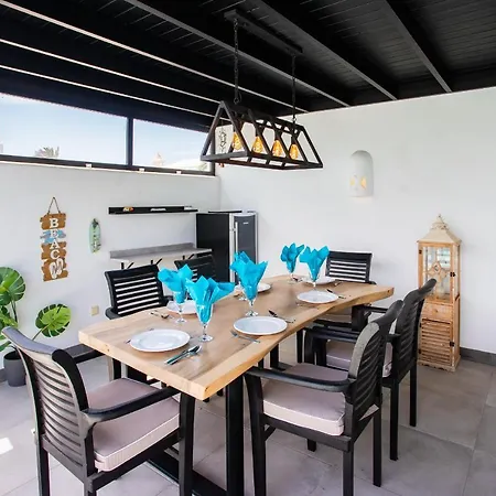 Gorgeous Newly Renovated 4-bedroom Villa! * Playa Blanca (Lanzarote)