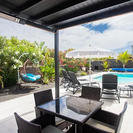 Gorgeous Newly Renovated 4-bedroom Villa! * Playa Blanca (Lanzarote)