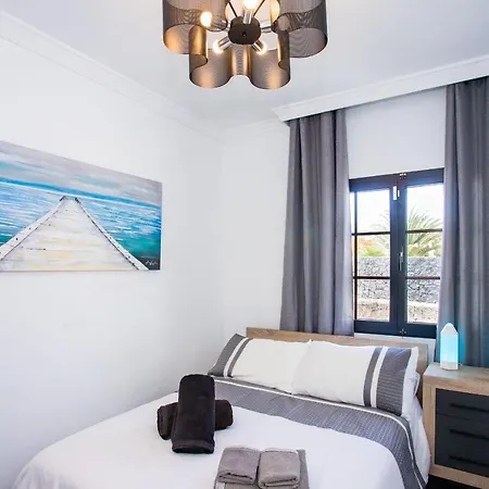 Gorgeous Newly Renovated 4-bedroom Villa! *